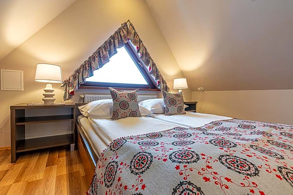 Folkowy Dworek SPA & Fun