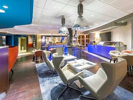 Mercure Paris Massy Gare TGV