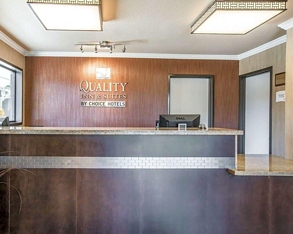 Quality Inn & Suites Woodland
