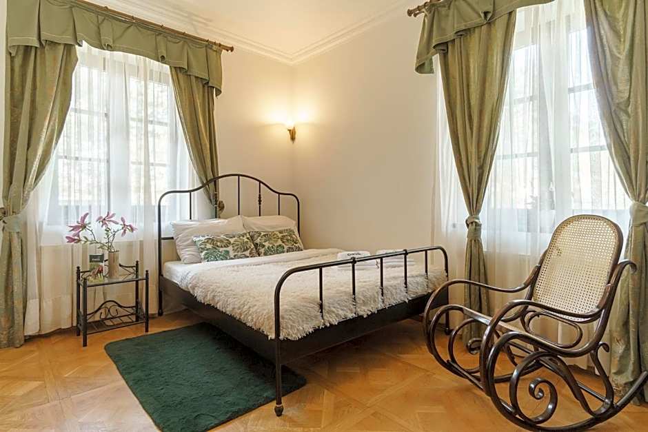 Apartamenty w Dworku Cheval