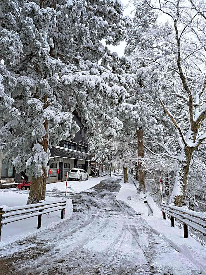 Daisen Basecamp