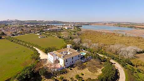 Hacienda El Santiscal Adults Only