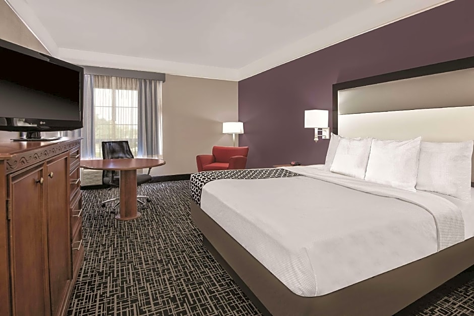 La Quinta Inn & Suites by Wyndham Houston - Rosenberg