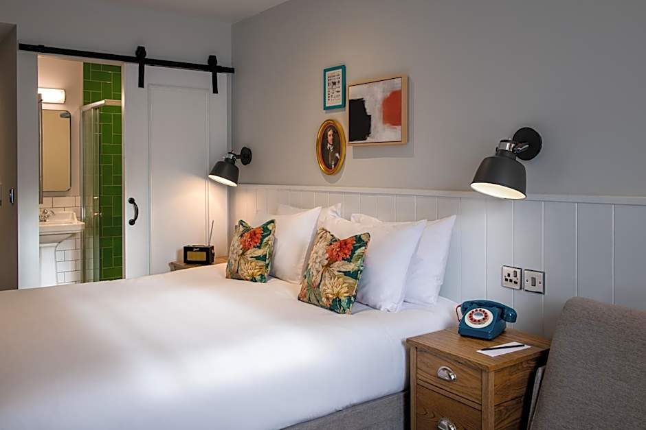 Photo 1 of 4 of Comfy Double Room