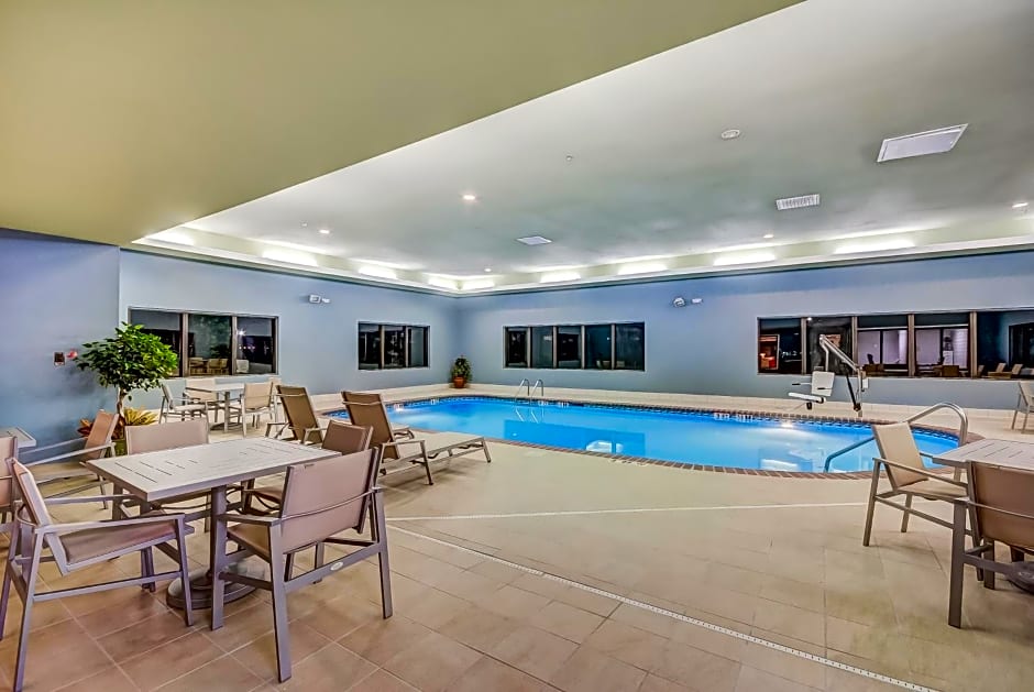 Holiday Inn Express & Suites Greenville Airport, an IHG Hotel