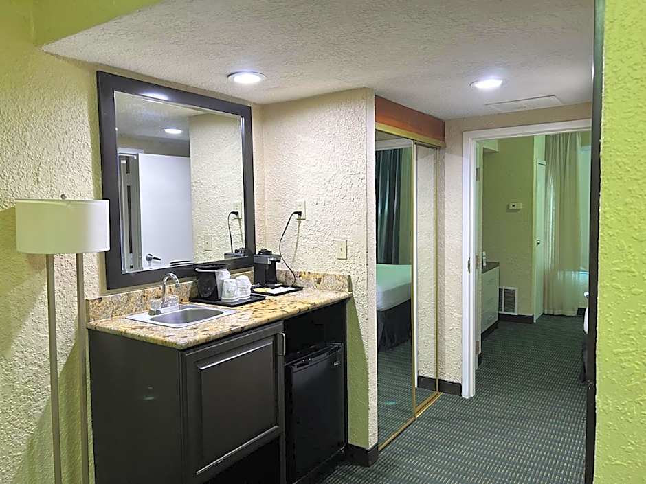 Hotel Flamingo Inn & Suites Vero Beach I-95