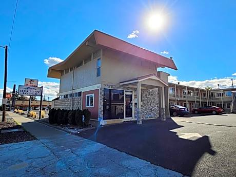 Holiday Lodge Yakima
