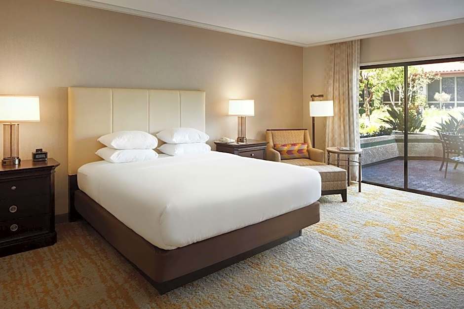 DoubleTree By Hilton Hotel Ontario Airport