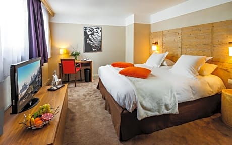 Prestige Suite (2 Adults + 2 Children)