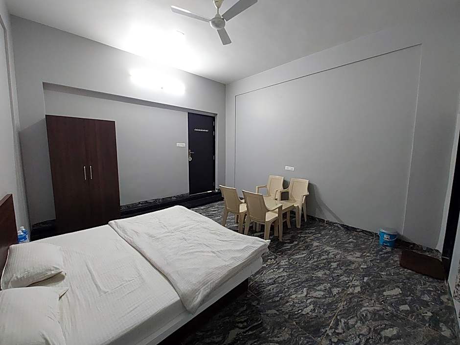 Hotel mushak by bappa palace