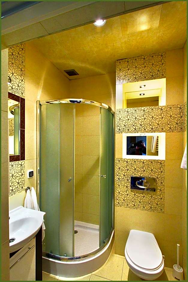 Hotel & Restauracja Glass