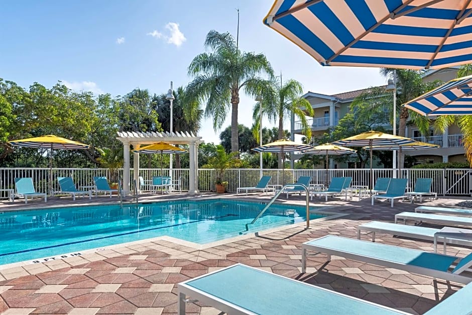 DoubleTree Suites By Hilton Naples