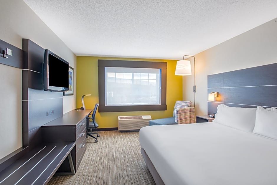 Holiday Inn Express Hotel & Suites Boston - Marlboro