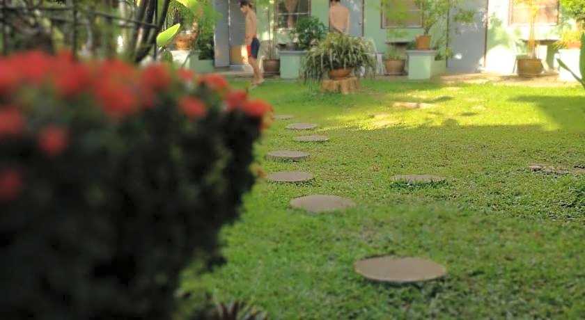 Baan Bua Guest House