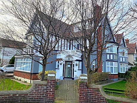 Buile Hill Holiday Flats