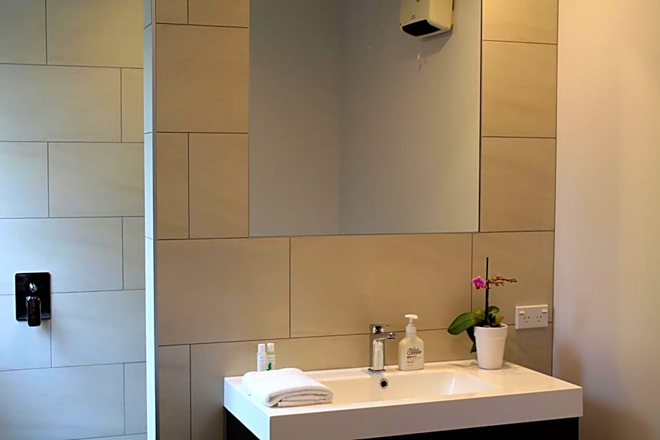 Inn the Bay Bed & Breakfast