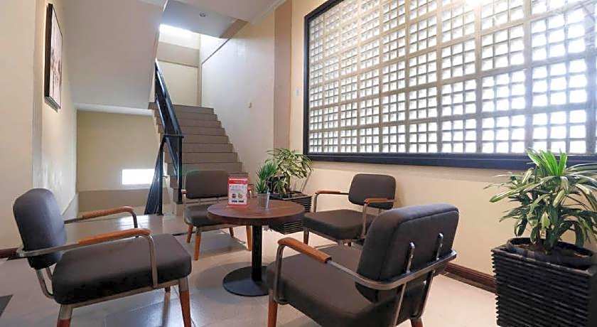 RedDoorz Plus near Universitas Sumatera Utara