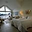 Sunde Fjord Hotel, free and easy parking