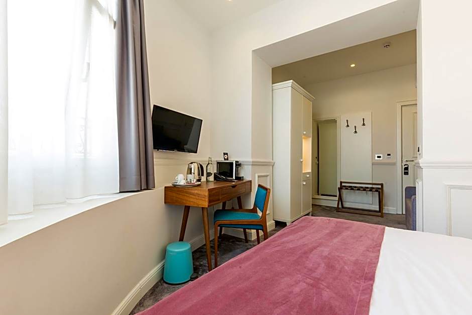 Public House Hotel