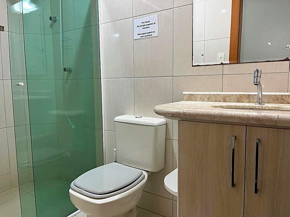 B956 - Apartamento 2 quartos p/6 pessoas em Bombas