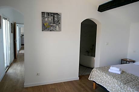 Two-Bedroom Apartment with Terrace and Sea View