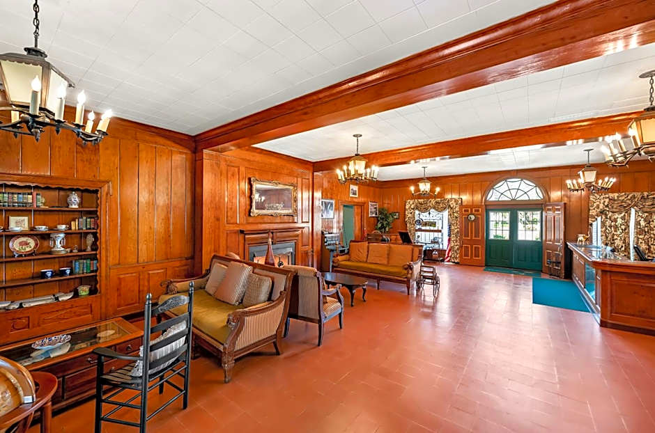 Americas Best Value Inn Historic Clewiston Inn