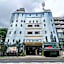 Green Palace Inn