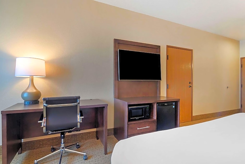 Comfort Inn & Suites Macon