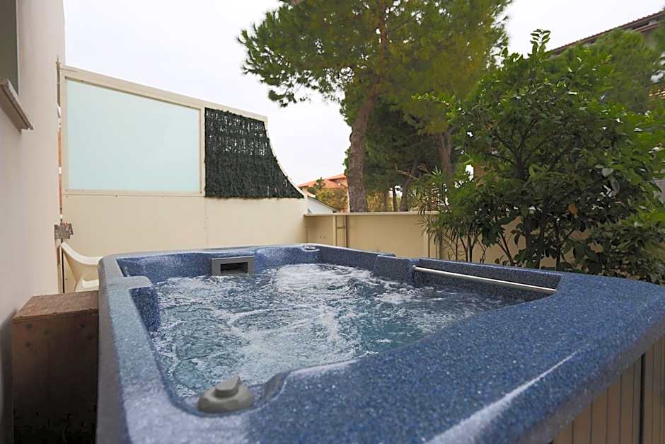 Hotel Caribia Pinarella