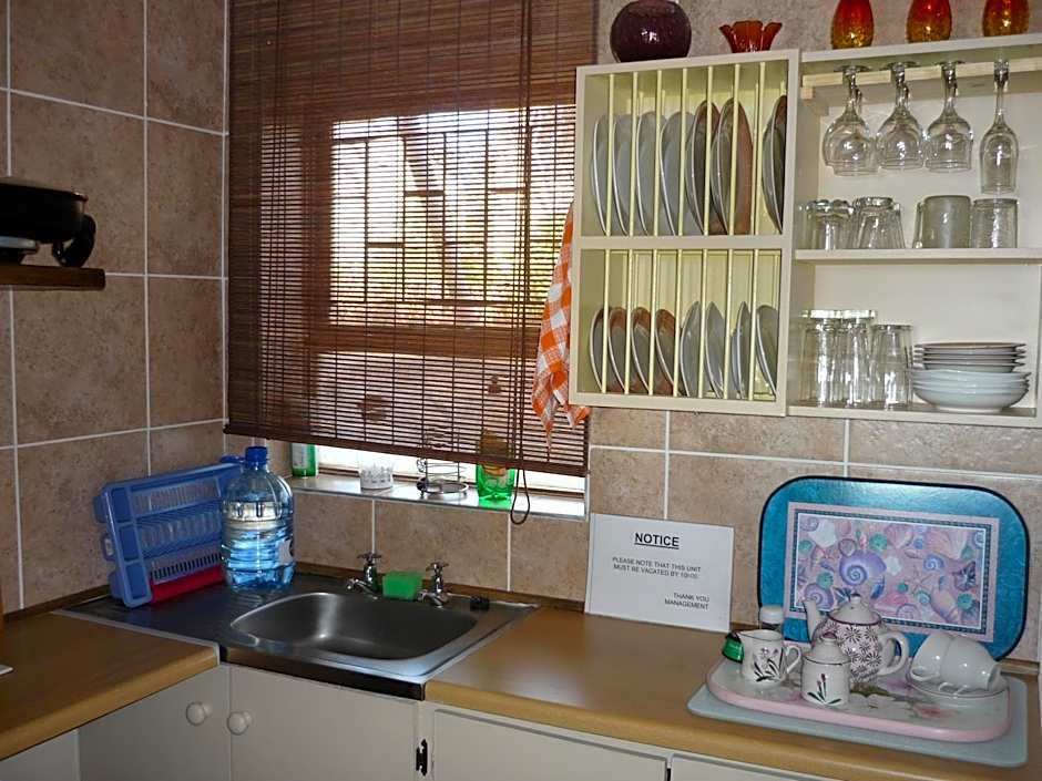 A1 Kynaston Guest House bed and breakfast or self catering