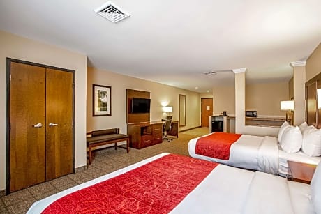 2 Queen Beds, Suite, No Smoking, 