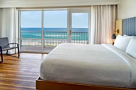 One-Bedroom Executive Suite with Balcony - Gulf Front