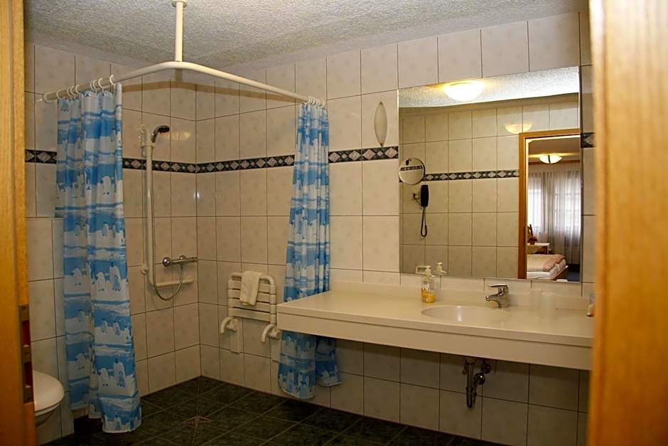 Photo 1 of 19 of Double Room