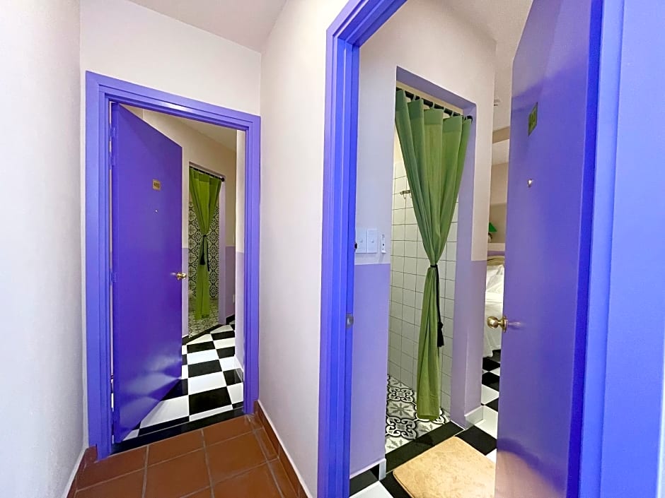 Ahu Hotel & Apartment