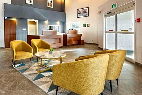 Quality Suites