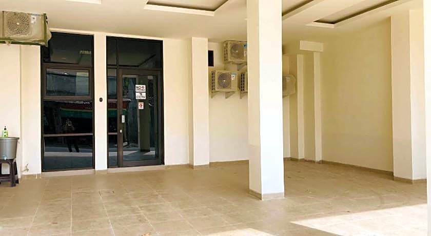 Hartono Inn Seturan Mitra RedDoorz