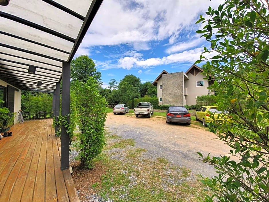 Shanti-Retreat Hotel