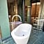 Floris Green Suites by Parc Hotel Florian