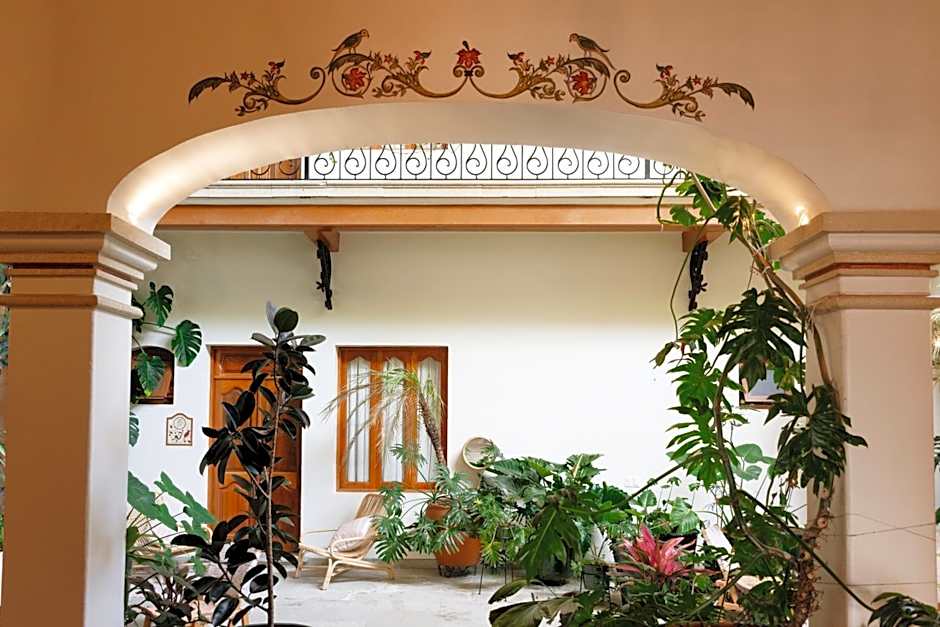 Los Pilares Hotel