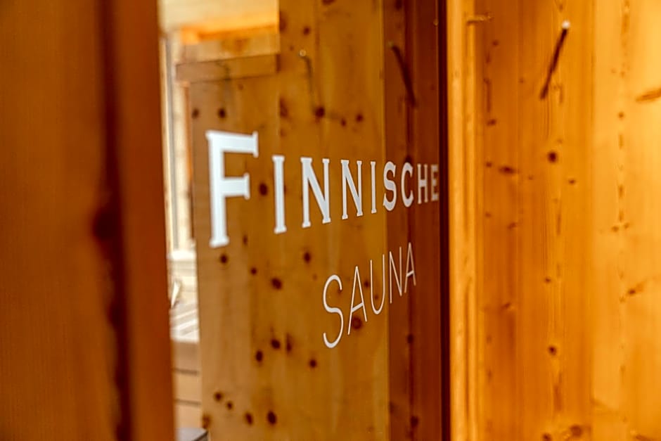 Skylodge Alpine Homes