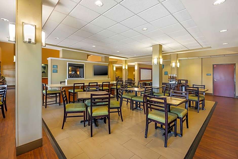 Best Western Plus Tuscumbia/Muscle Shoals Hotel & Suites