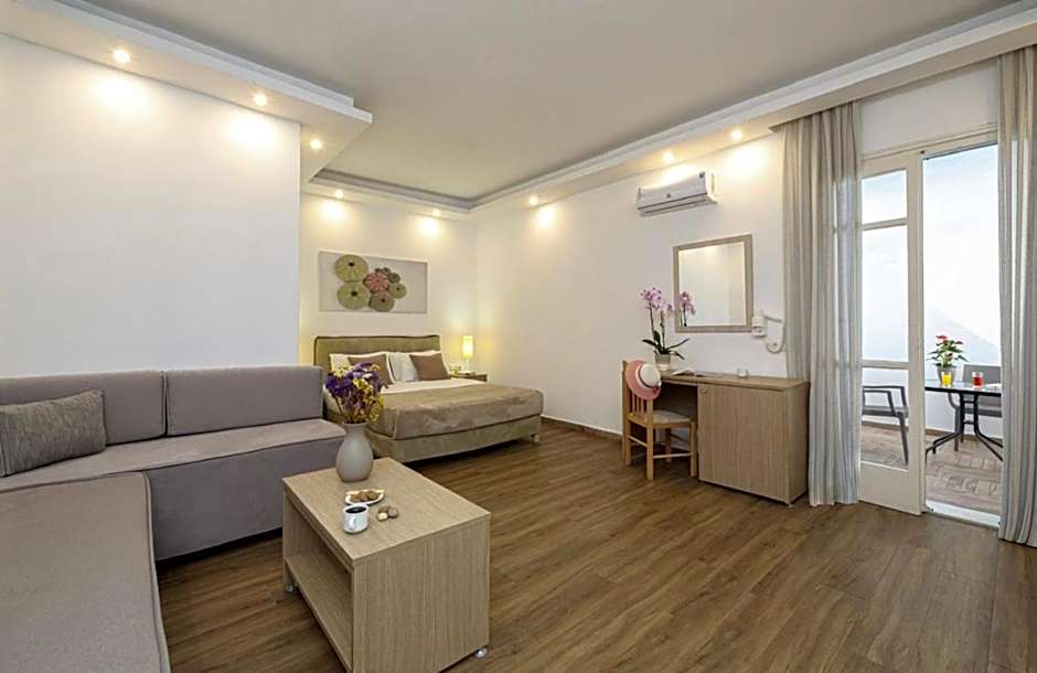 Mare Naxia Hotel