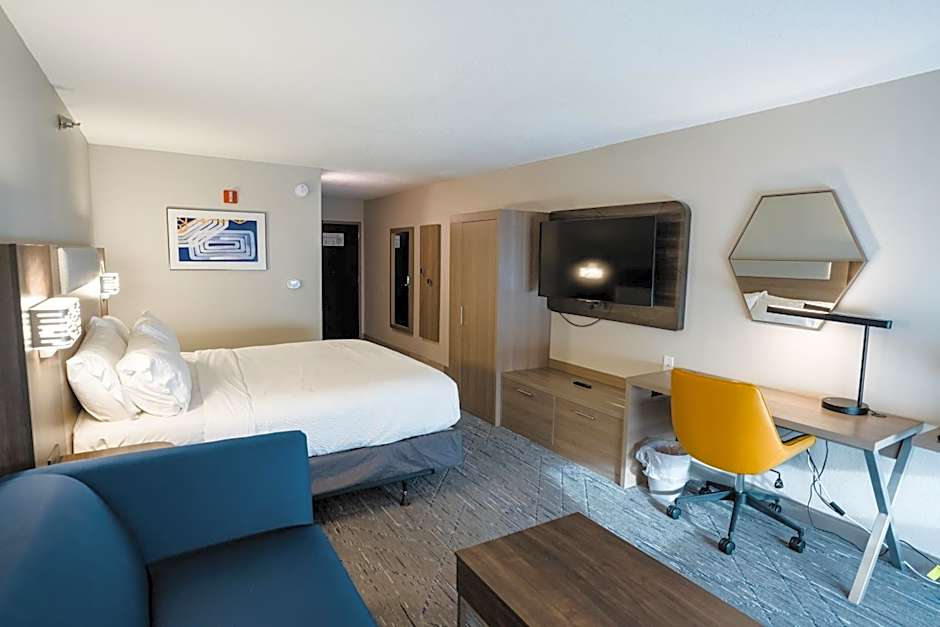 Holiday Inn Express Hotel & Suites Knoxville-North-I-75 Exit 112 By IHG