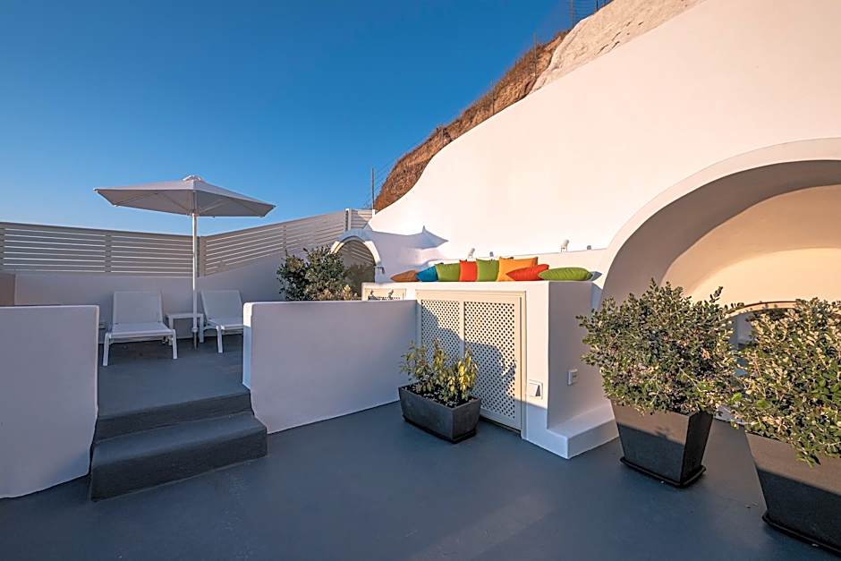 Santoterra Antigua Suites