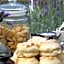 Nautique Beach House - Rustic and Charming, Walk 2 Beach & Shops
