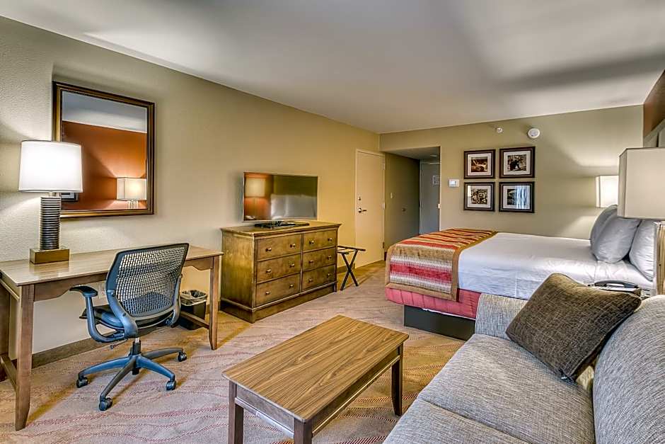 La Quinta Inn & Suites by Wyndham Pigeon Forge