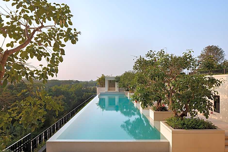 Hotel Tentrem Jakarta