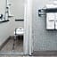 Holiday Inn Express & Suites South Portland By IHG
