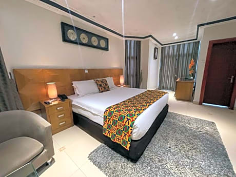 Deluxe Double Room/Junior Suite