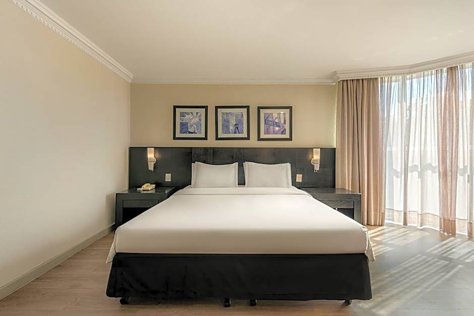 ROCKEFELLER by Slaviero Hotéis